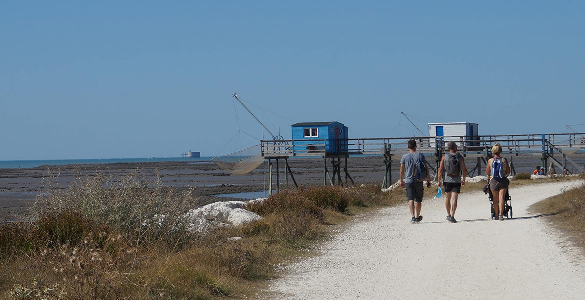 Groupe de randonneurs à Rochefort en Charente-Maritime