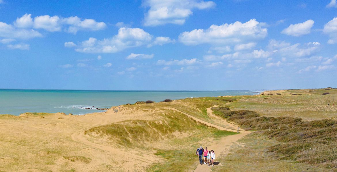 GR 8 - Sentier Les Gravelots en Vendée © Simon Bourcier